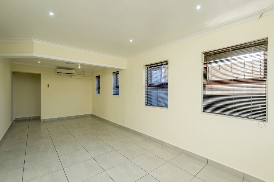 3 Bedroom Property for Sale in Protea Village Western Cape